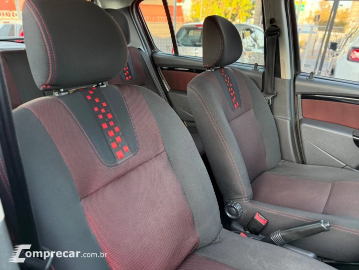 SANDERO STEPWAY Hi-Power 1.6 8V 5p