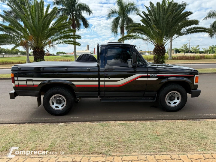 D20 4.0 Custom DE Luxe CS 8V