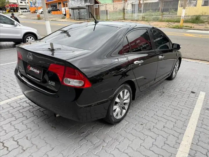 CIVIC 1.8 LXL 16V