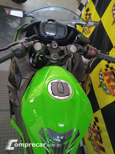 Ninja 400 racing team