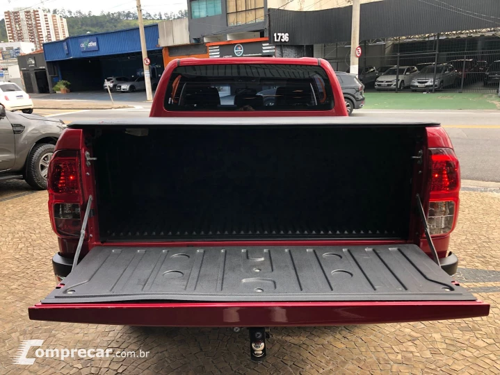 Hilux 2.8 D-4D Turbo Diesel Cd Srv 4X4 Automático