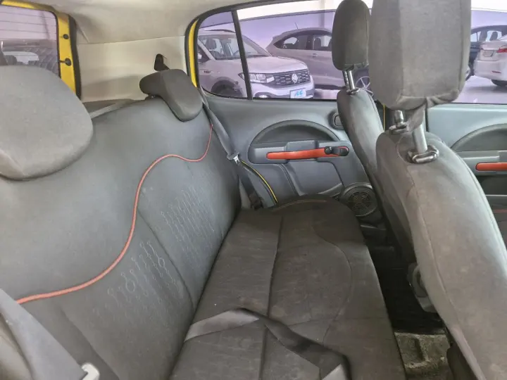 Uno 1.4 4P FLEX SPORTING