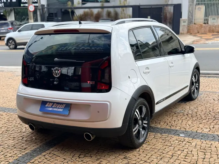 CROSS UP 1.0 TSI 12V