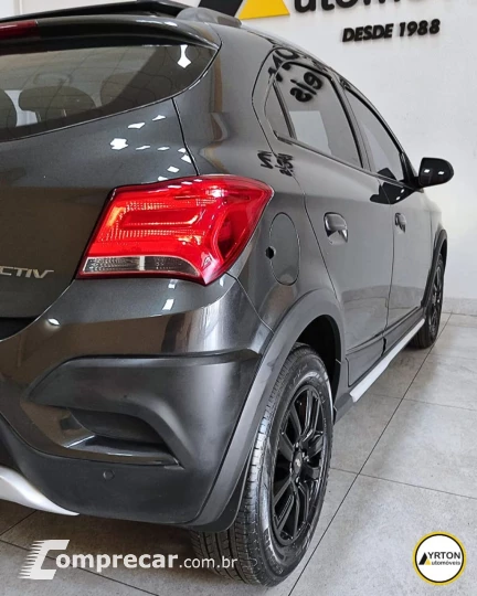 Onix Hatch 1.4 4P FLEX ACTIVE AUTOMÁTICO