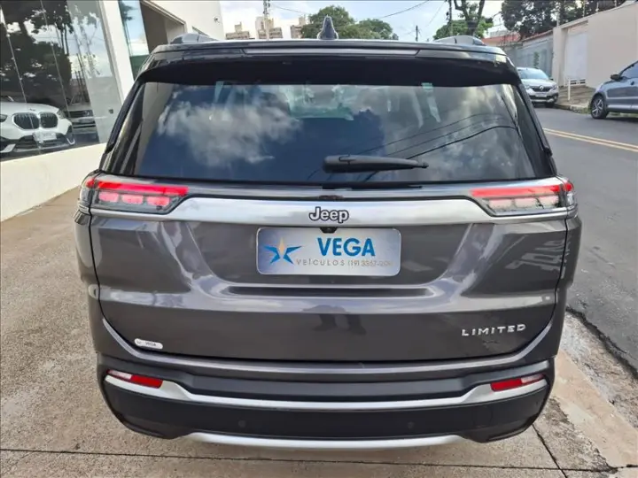 COMMANDER 1.3 T270 Turbo Limited