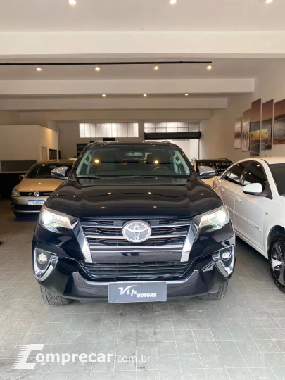 HILUX SW4 2.8 D-4d Turbo SRX Platinum 7L 4X4