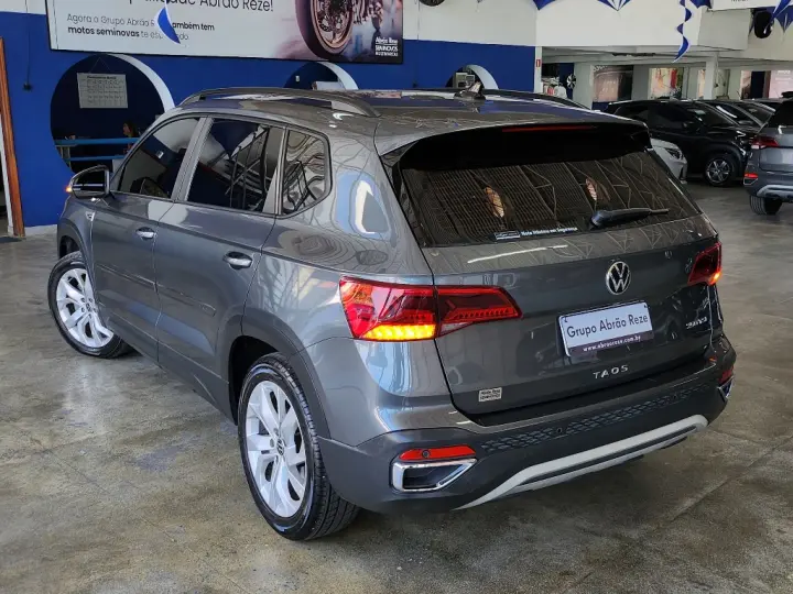 TAOS 1.4 250 TSI TOTAL FLEX COMFORTLINE AUTOMÁTICO