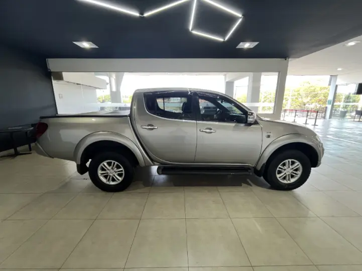 L200 TRITON 3.5 HPE 4X4 CD V6 24V