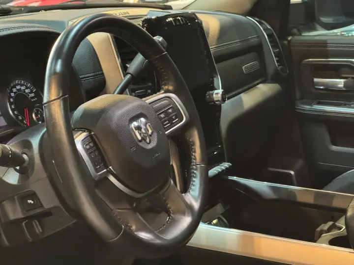 NOVA RAM 3500 LARAMIE