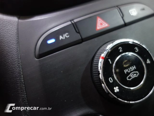 HB20S - 1.6 COMFORT PLUS 16V 4P MANUAL