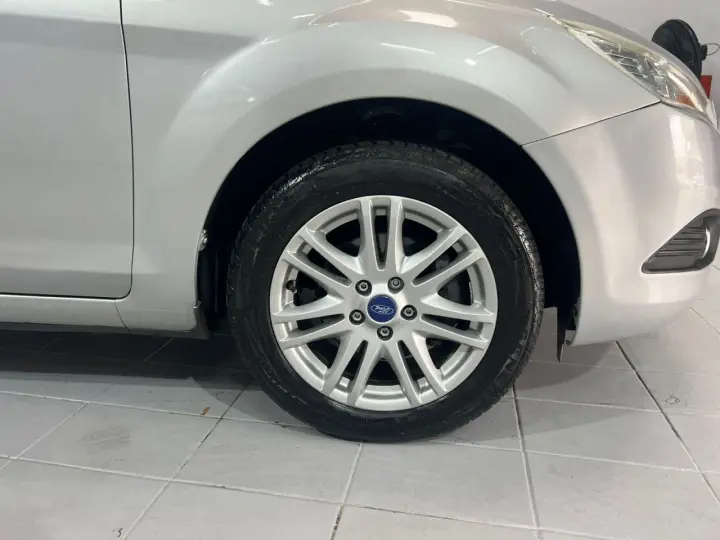 Focus Sedan 2.0 16V 4P GLX FLEX AUTOMÁTICO
