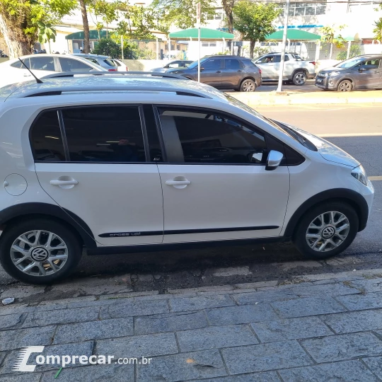 UP 1.0 TSI High UP 12V