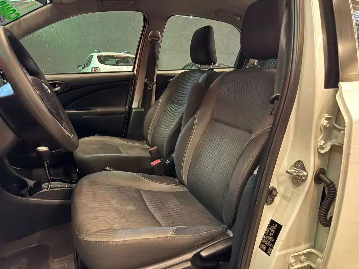 Etios 1.5 Xs 16V Flex 4P Automático