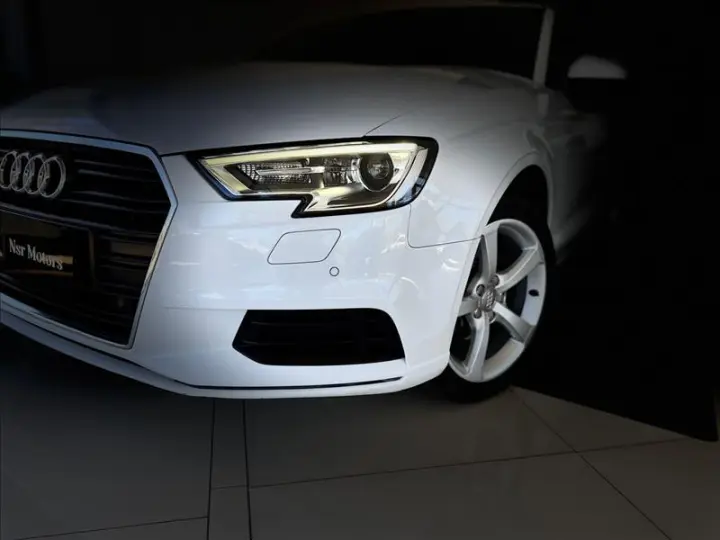 A3 1.4 TFSI Sedan Attraction 16V