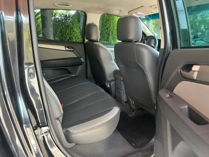 S10 2.4 LT 4X2 CD 8V