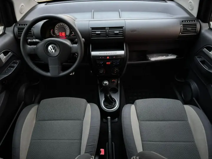 Crossfox 1.6 MI FLEX 8V 4P MANUAL