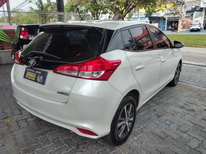 YARIS 1.3 16V XL LIVE MULTIDRIVE