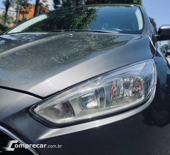 FOCUS 2.0 SE Fastback 16V