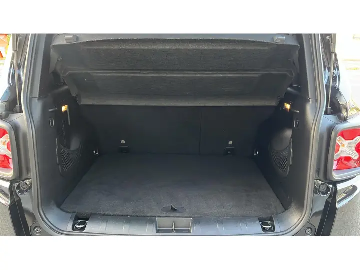 RENEGADE 1.8 16V FLEX 4P AUTOMÁTICO