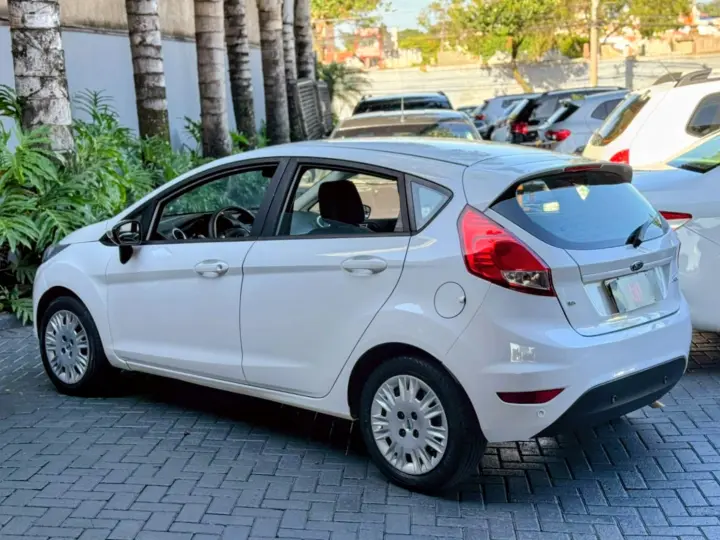 FIESTA 1.6 SE Hatch 16V