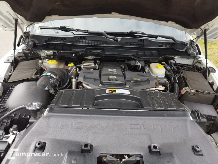 RAM 6.7 2500 Laramie 4X4 CD I6