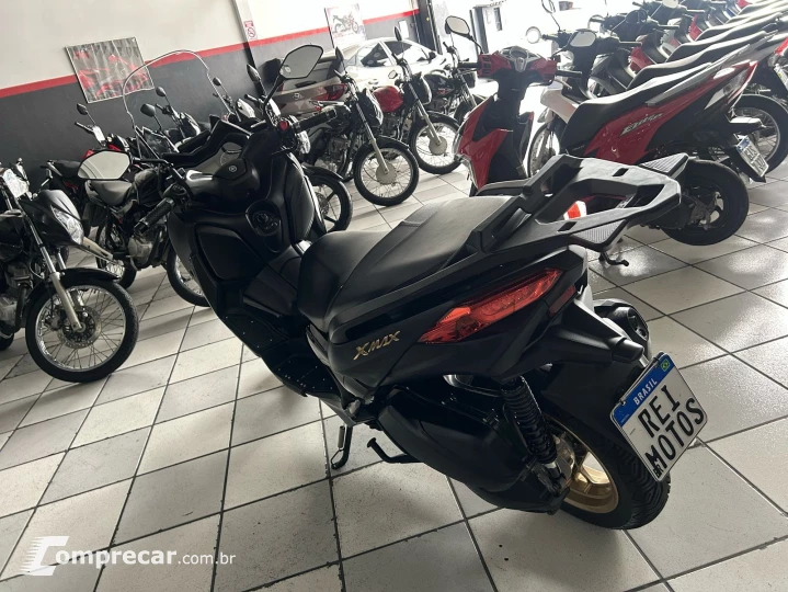 XMAX
