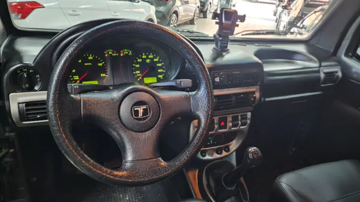 T-4 4x4 3.0 TB Int. Cap. Rígida Diesel