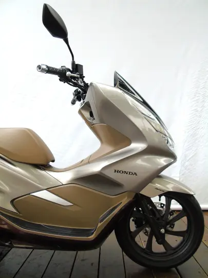 HONDA PCX 150 DLX