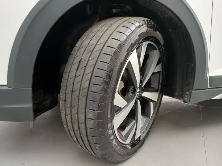 NIVUS 1.0 200 TSI TOTAL FLEX HIGHLINE AUTOMÁTICO