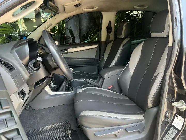 S10 2.4 LT 4X2 CD 8V