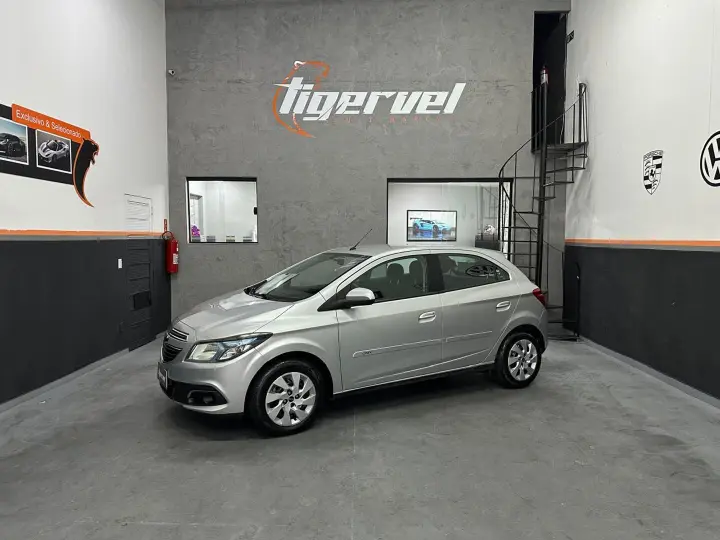 Onix 1.4 Mpfi Lt 8V Flex 4P Manual