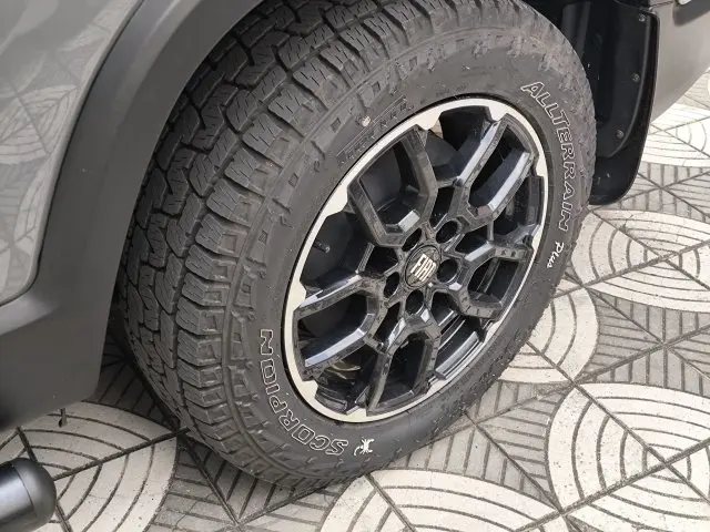 TORO - 2.0 16V TURBO ULTRA 4WD AT9