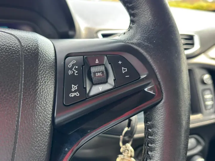 ONIX 1.4 MPFI LTZ 8V FLEX 4P MANUAL