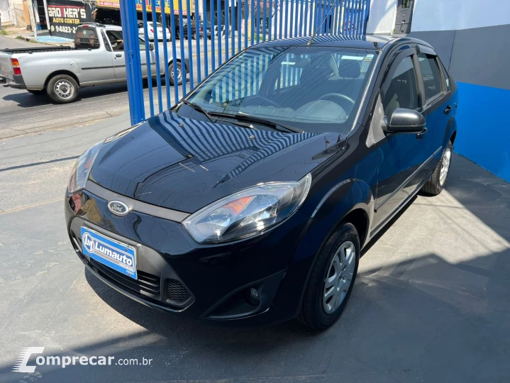 FIESTA 1.6 MPI First Sedan 8V