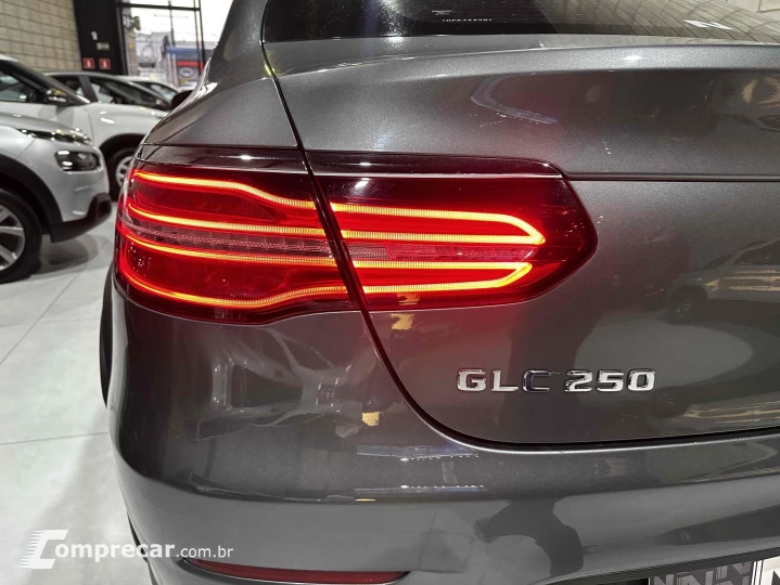 GLC 250 2.0 CGI GASOLINA COUPÉ 4MATIC 9G-TRONIC