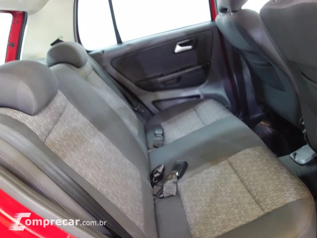 FOX - 1.0 MI 8V 4P MANUAL