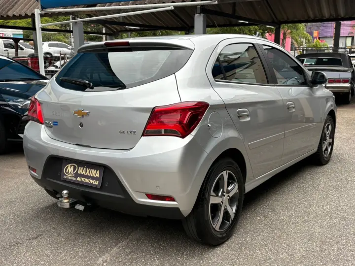 ONIX 1.4 MPFI LTZ 8V