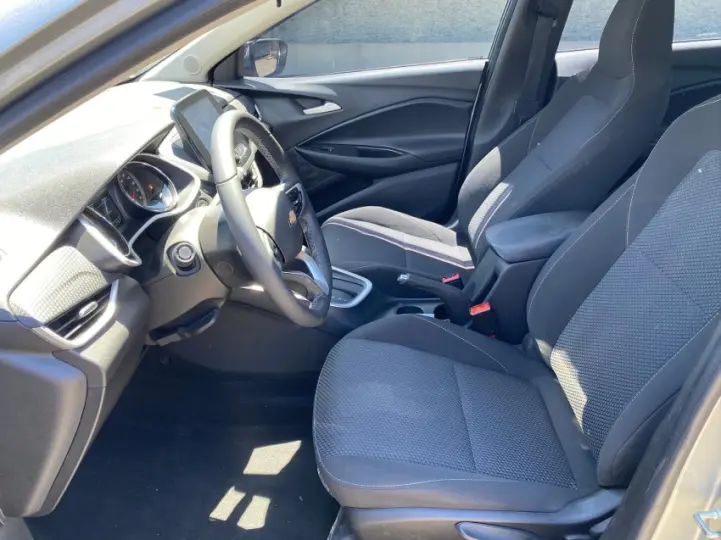 ONIX 1.0 Turbo Plus LTZ