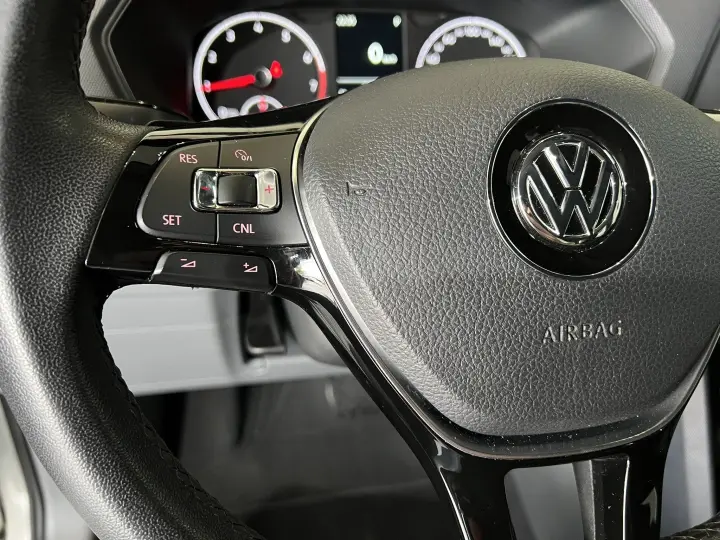 T-CROSS 1.0 200 TSI TOTAL FLEX AUTOMÁTICO