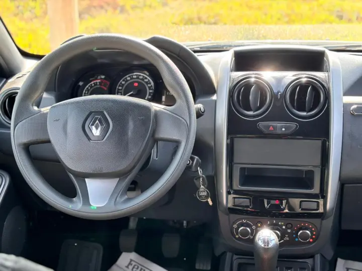 Duster Oroch 1.6 16V SCe Express (Flex)