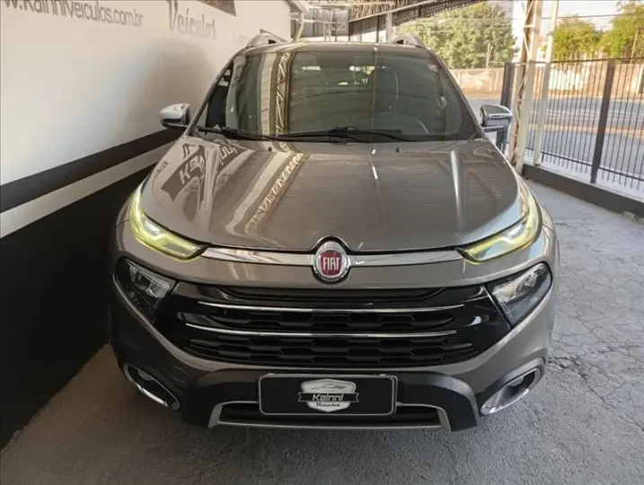 TORO 2.0 16V Turbo Ranch 4WD