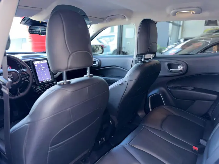 TORO 2.0 16V Turbo Volcano 4WD AT9