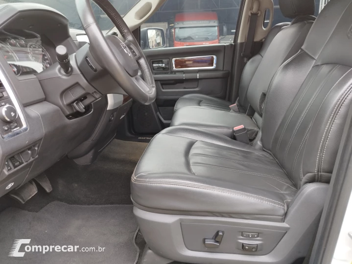 RAM 6.7 2500 Laramie 4X4 CD I6