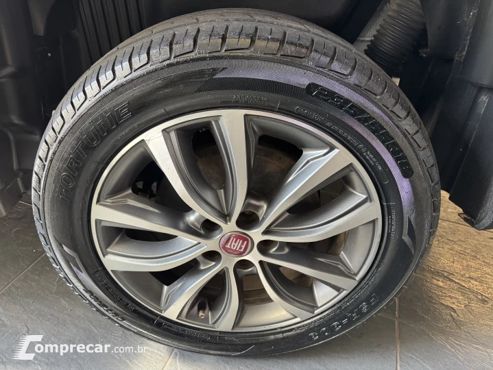 TORO 2.0 16V Turbo Volcano 4WD AT9