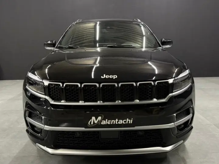 COMMANDER 1.3 T270 TURBO FLEX OVERLAND AT6