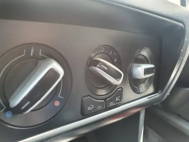 FOX - 1.6 MI 8V 4P AUTOMATIZADO