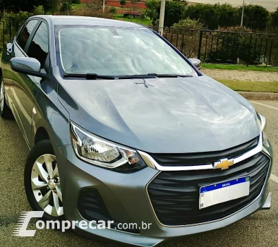 CHEVROLET ONIX 1.0 LT 4 portas
