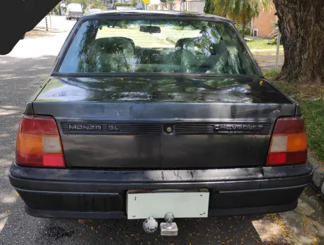 MONZA 2.0 EFI GLS 8V