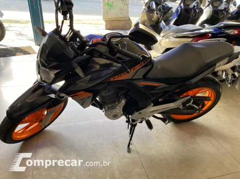 HONDA CB 250 TWISTER ABS