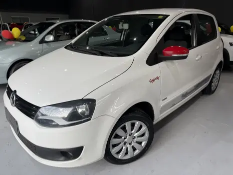 Volkswagen FOX 1.0 MI 8V FLEX 4P MANUAL 4 portas